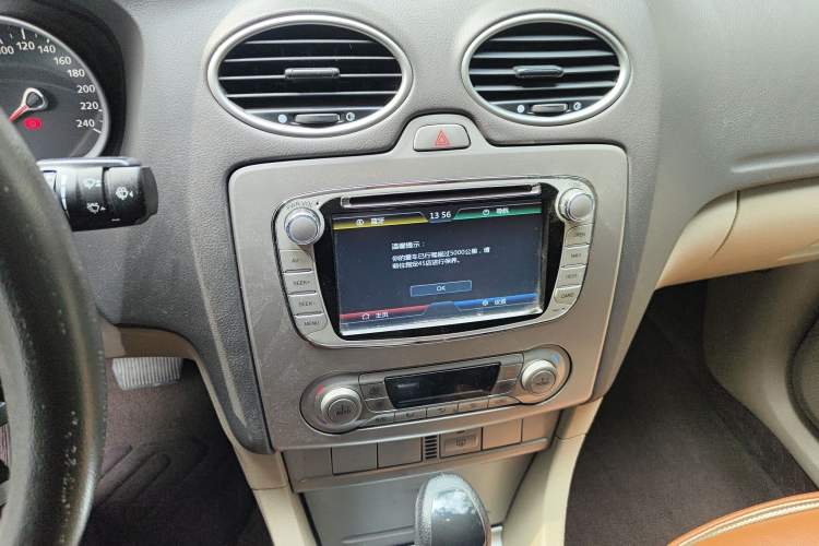 Used Ford Focus 2013 Sedan Classic 1.8L Automatic Fashion Edition
