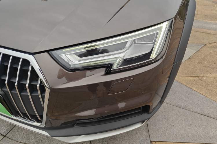 Used Audi A4 2017 45 TFSI allroad quattro Sport model Left Front Headlight