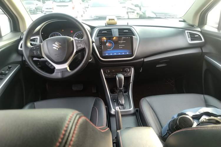 Used Suzuki S-Cross 2015 1.4T Automatic Two-Wheel Drive Prestige Model
