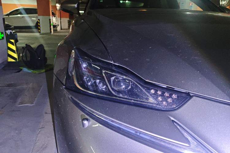 Used Lexus IS 2017 300 F SPORT Edition Right Front Headlight