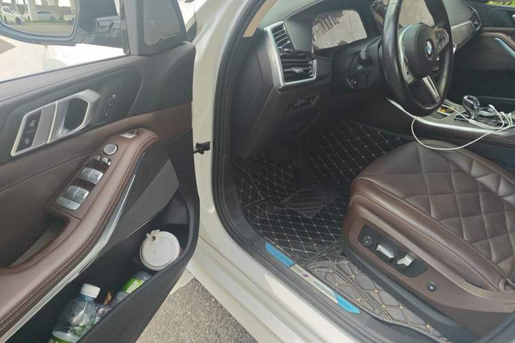 Used BMW X5 2022 xDrive 30Li M Sport Package
