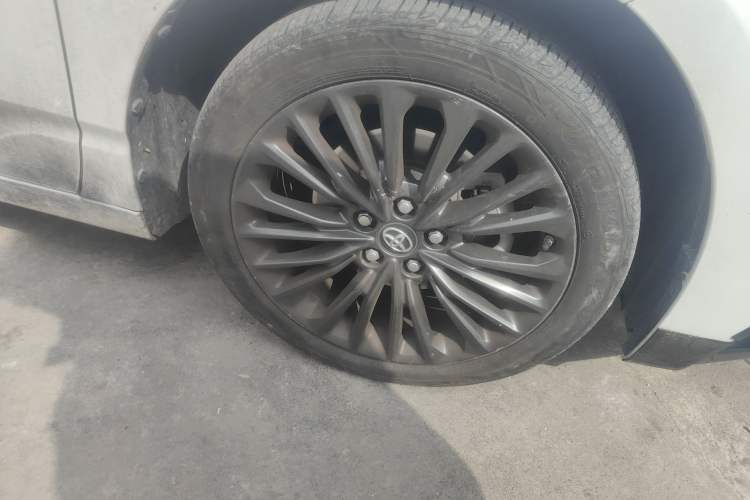 Used Toyota Avalon 2023 2.5L Touring Premium Edition
