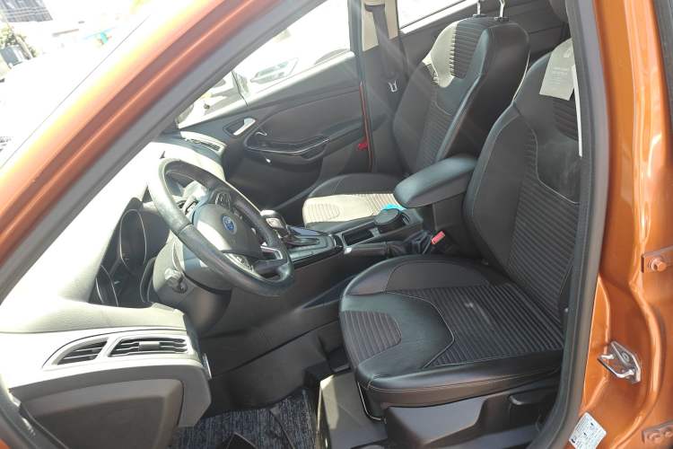 Used Ford Focus 2015 Hatchback EcoBoost 125 Automatic Supreme Style Edition
