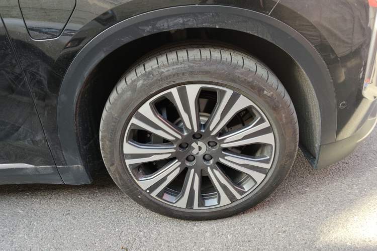 Used Nio ES8 2024 75 kWh Executive Edition