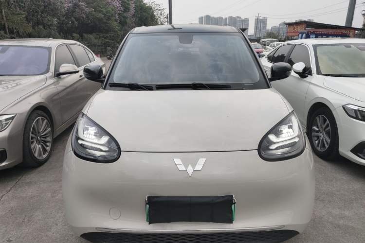 Used Wuling Bingo 2023 410 km Lingxi Deluxe Edition
