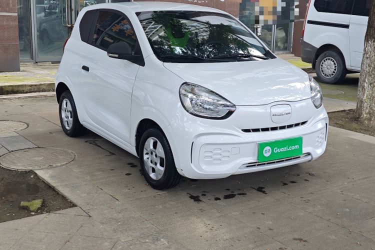 Used Roewe Clever 2021 302 km New Four-Seater Super-Efficient Version