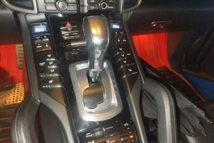 Used Porsche Cayenne 2015 Cayenne 3.0T Gear Lever