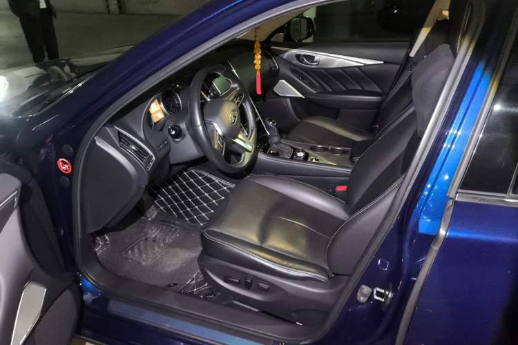 Used Infiniti Q50L 2018 2.0T Enjoyment Edition China V standard Left Front Seat