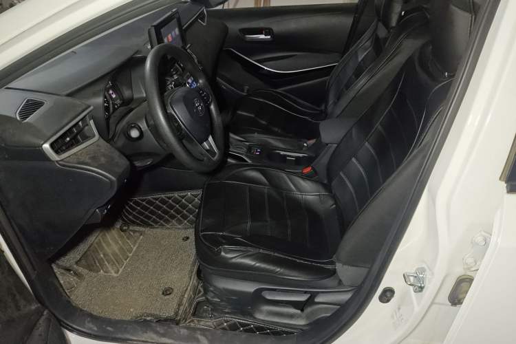 Used Toyota Corolla 2022 Dual-Motor 1.8L E-CVT Pioneer Edition
