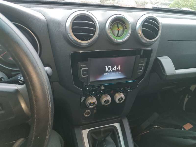 Used BAIC Off-Road BJ40 2016 40L 2.0T Manual Two-Wheel Drive Luxury Edition — 12