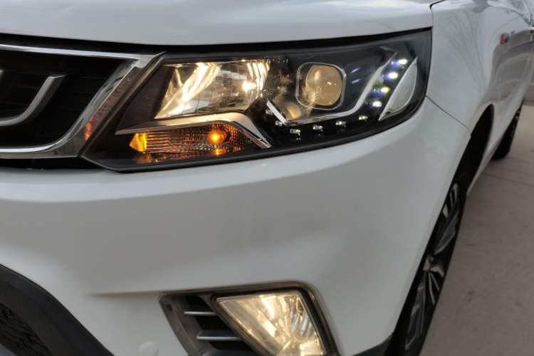 Used Geely Auto Vision X6 2016 1.3T CVT Luxury Model Left Front Headlight