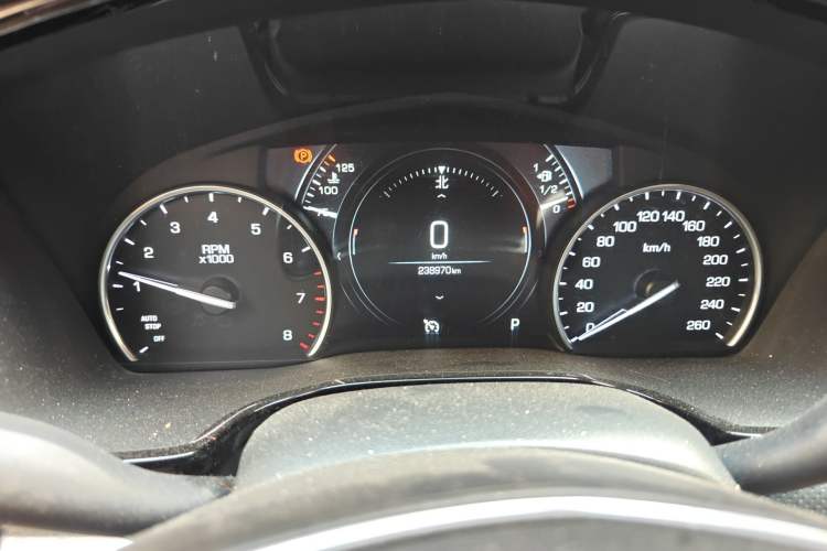 Used Cadillac XT5 2018 25T Luxury Model
