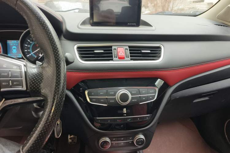 Used Haval H1 2016 Revised Version Blue Badge 1.5L AMT Luxury Edition