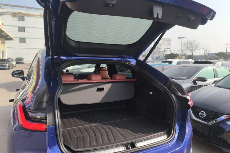 Used Nio EC6 2020 440 km Performance Version
