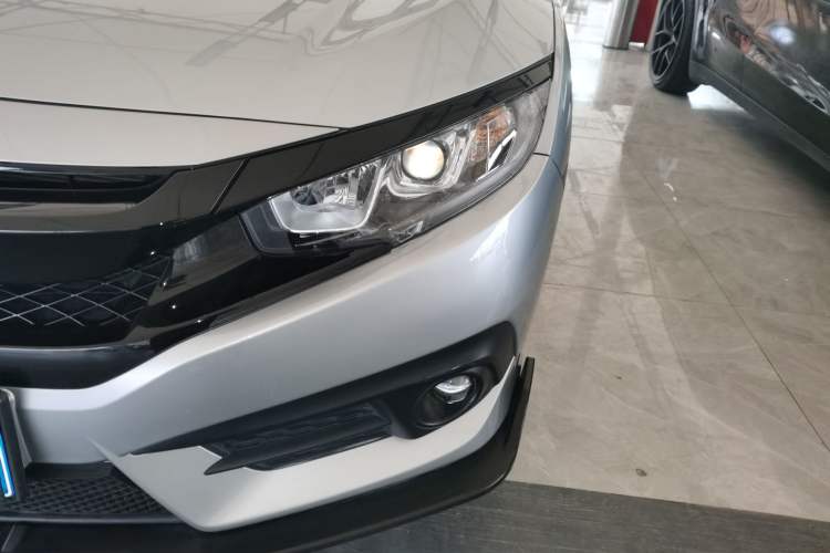 Used Honda Civic 2016 220TURBO CVT Luxury Edition