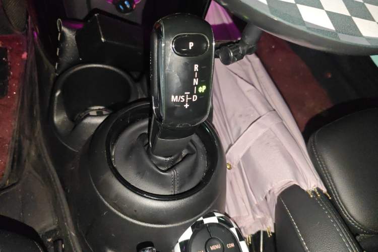 Used MINI 2020 1.5T COOPER Classic Edition Gear Lever