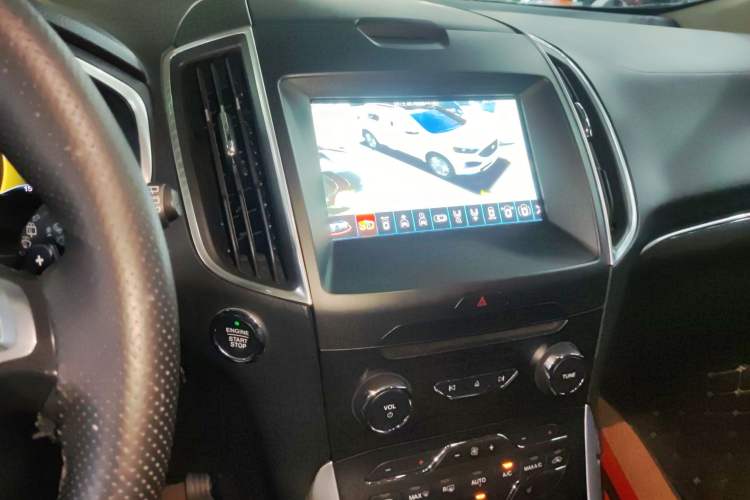 Used Ford Edge 2016 EcoBoost 245 Two-Wheel-Drive Titanium 7-Seater