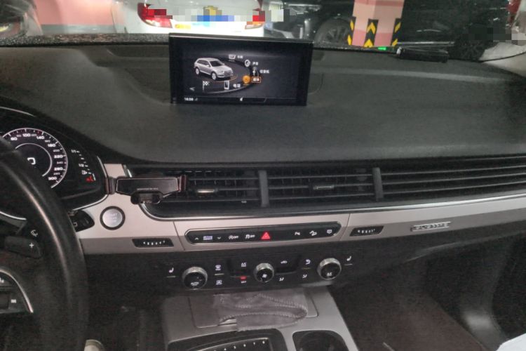 Used Audi Q7 2019 45 TFSI Comfort Model