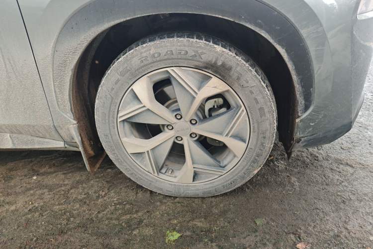 Used AION V 2024 Plus 70 Tech Edition Lithium Iron Phosphate