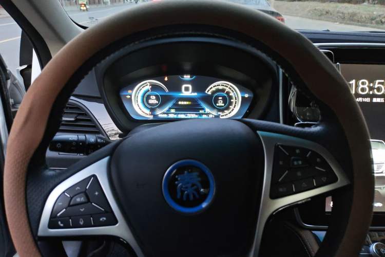 Used BYD Qin New Energy 2018 Qin EV450 Smart Connect Prestige Model Instrument Cluster