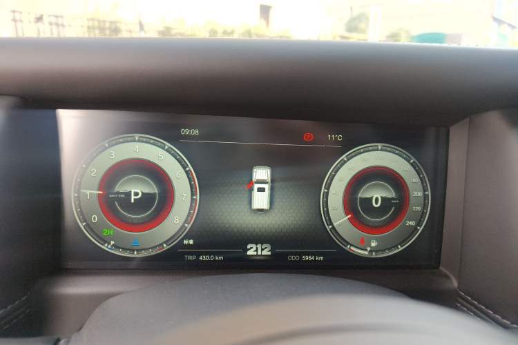 Used 212 T01 2024 2.0T Mechanic