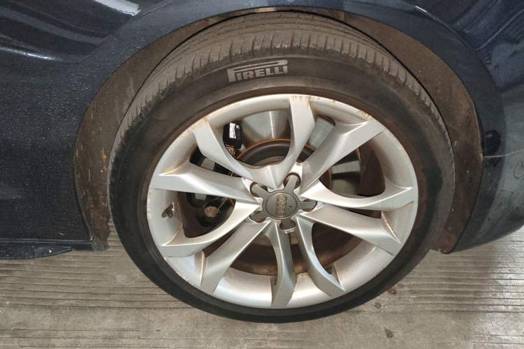 Used Audi S5 2016 S5 3.0T Sportback Right Front Wheel Hub