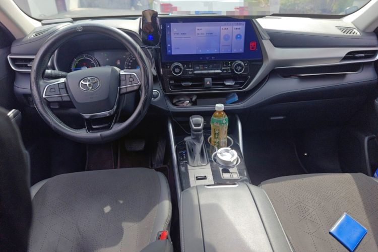 Used Toyota Highlander 2023 2.5L Smart Electric Hybrid Dual-Engine Four-Wheel Drive Prestige Version – 7 Seats
