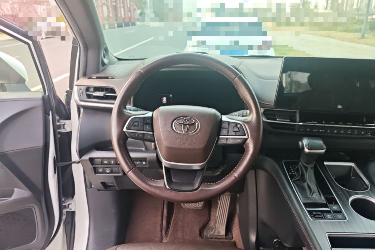 Used Toyota SIENNA 2021 2.5L Hybrid Platinum Edition