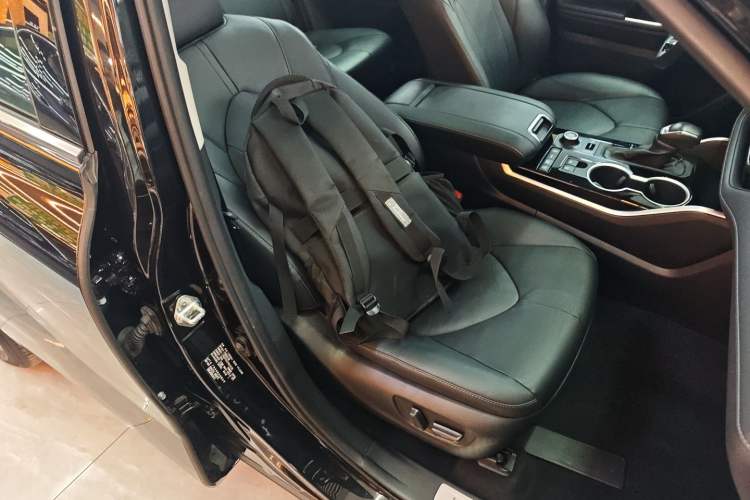 Used Toyota Highlander 2022 380T 4x4 Luxury Edition 7 Seats