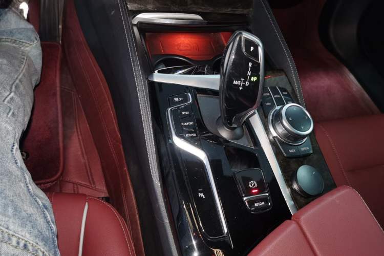 Used BMW 5 Series 2022 Restyled 525Li M Sport Package
