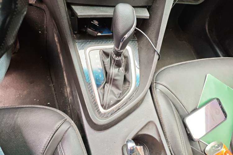 Used Buick GT 2015 15N Automatic Deluxe Edition Gear Lever