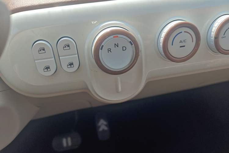 Used Bestune Pony 2026 Model 222km Agile Horse Gear Lever