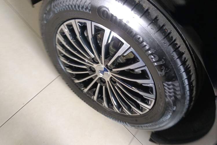 Used Denza D9 2022 DM-i 970 Four-Wheel Drive Flagship Model