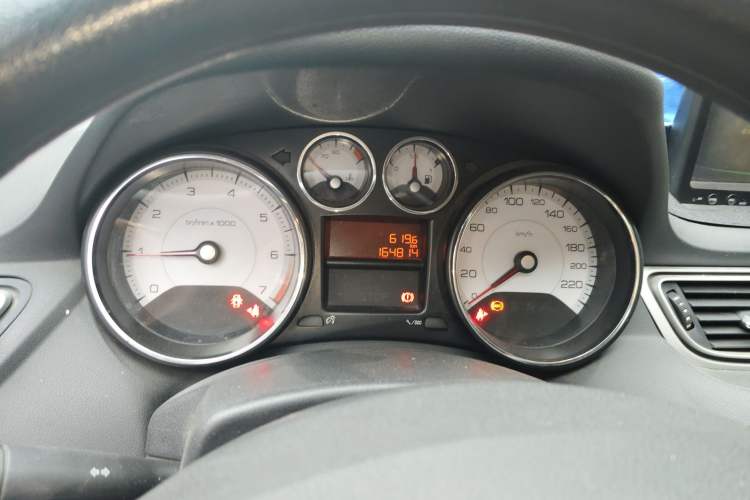 Used Peugeot 308 2014 Enjoy Edition Classic 1.6L Manual YouShang Model
