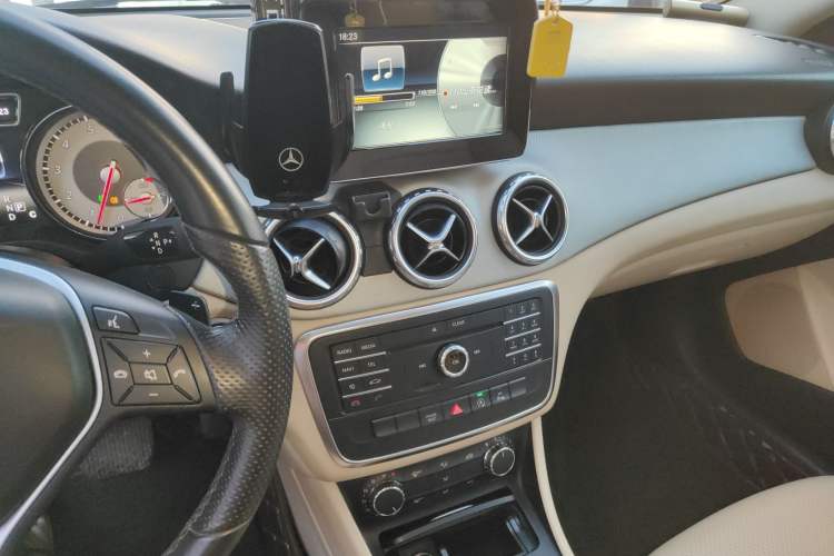 Used Mercedes-Benz GLA 2016 GLA 200 Sport Edition
