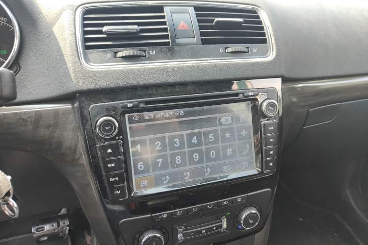 Used Skoda Yeti 2014 1.8TSI DSG All-Wheel Drive Edition Audio And AC Panel