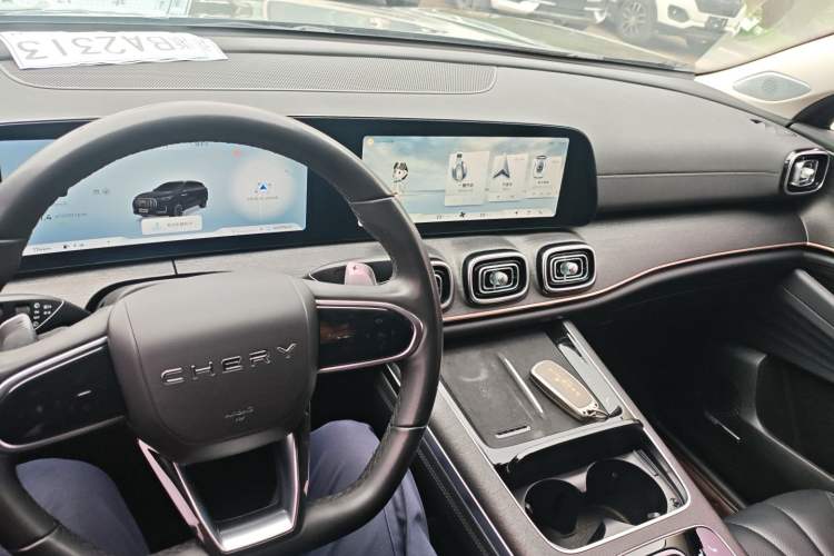 Used Chery Tiggo 9 2023 2.0T Dual-Clutch Two-Wheel Drive Luxury Edition 5 Seats
