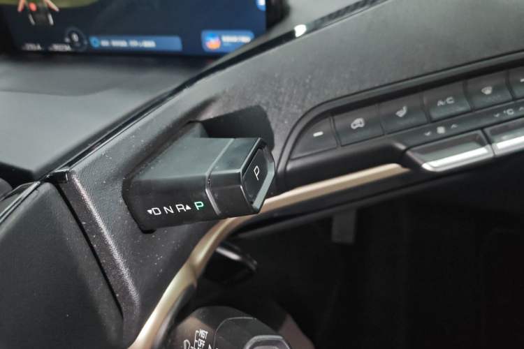 Used Baojun KiWi EV 2022 Designer Lite Edition Ternary Lithium Gear Lever