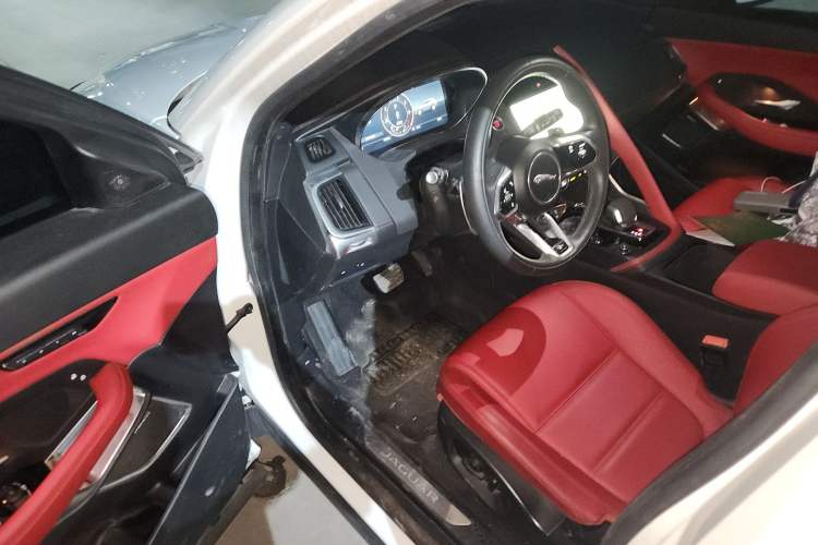 Used Jaguar E-PACE 2024 All-New R-DYNAMIC S Sport Edition Driver Seat