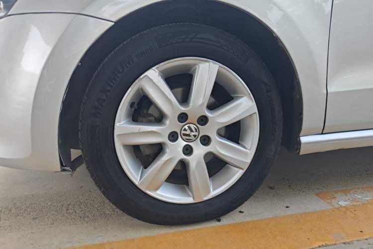 Used Volkswagen Polo 2013 1.4L Automatic Comfort Edition
