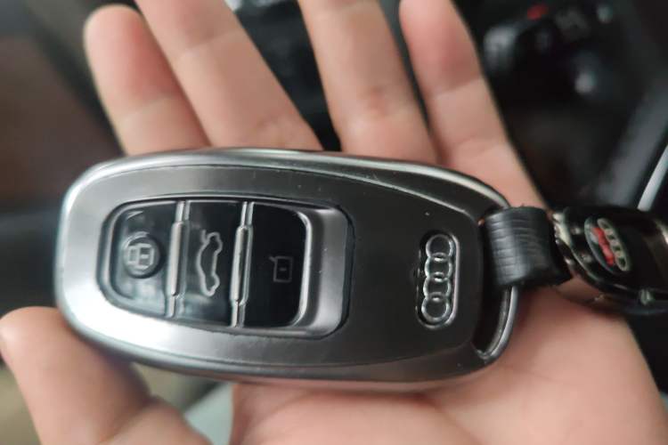 Used Audi A8 2011 A8L 3.0 TFSI quattro Comfort model (213kW)
