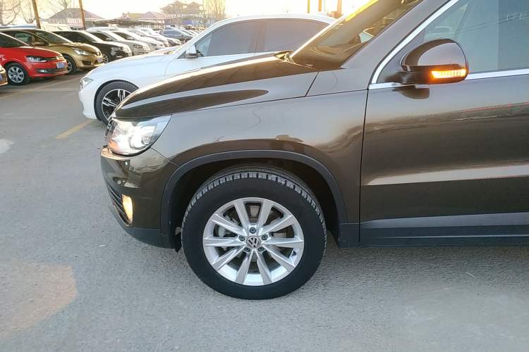 Used Volkswagen Tiguan L 2017 300TSI Automatic Two-Wheel Drive Silk Road Comfort Edition