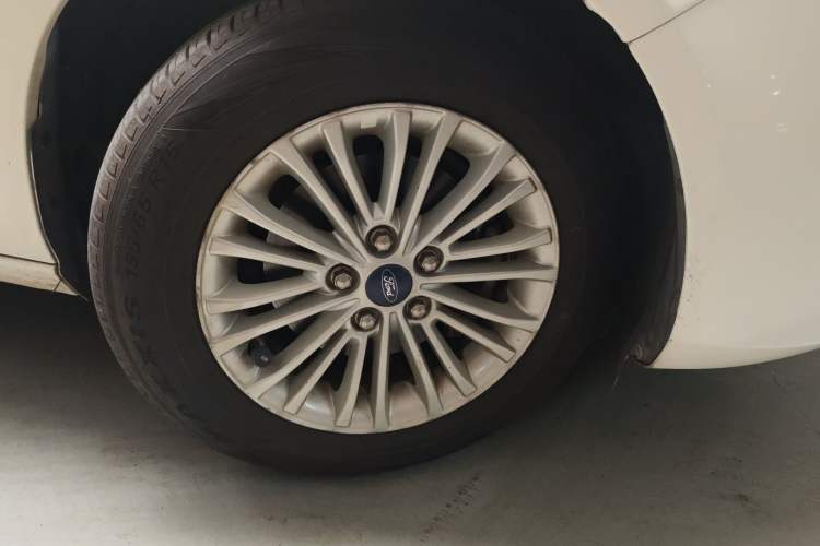 Used Ford Escort 2015 1.5L Automatic Comfort Edition
