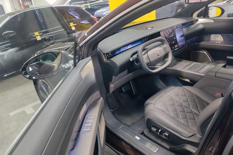 Used Nio ET9 2025 100kWh Signature Edition Driver Seat