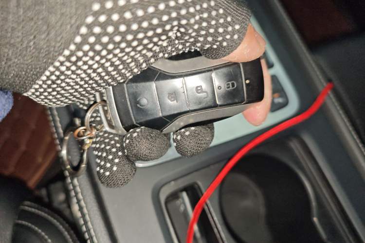 Used BYD Tang 2019 2.0T Automatic SmartConnect Luxury Version 5 Seats China VI Standard