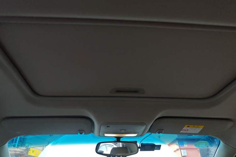 Used Buick GT 2019 18T Automatic Connected Flagship Version China VI Standard Headliner