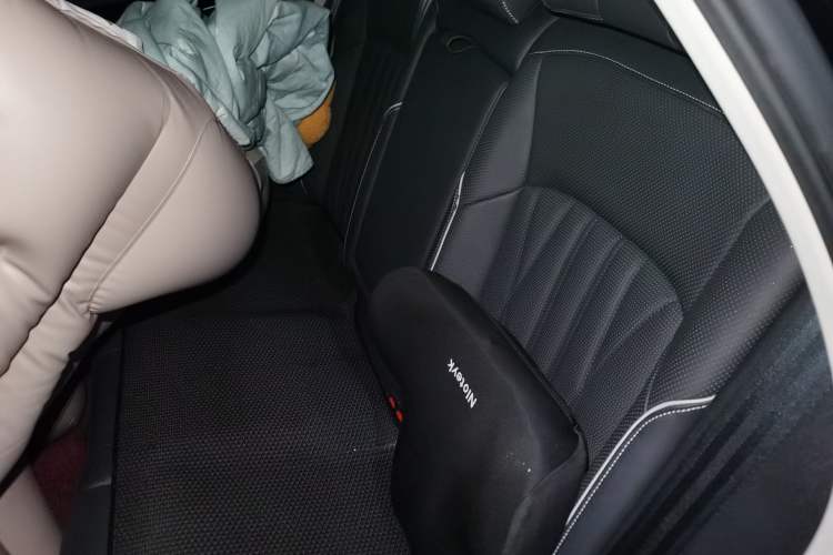 Used Volkswagen Passat 2022 330TSI Starry Luxury Edition
