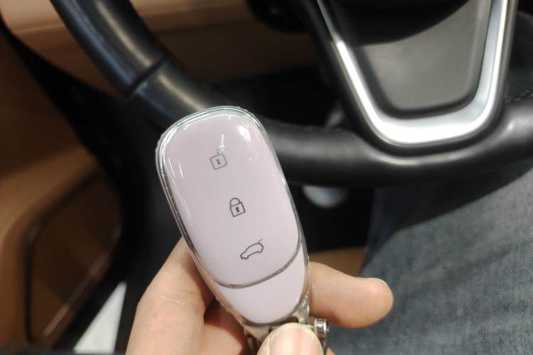 Used Li Auto ONE 2021 Extended-Range 6-Seater Version
