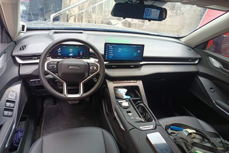 Used Haval H6 2022 3rd Generation 1.5T Automatic Two-Wheel Drive Supreme+ Center Console