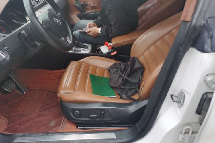 Used Volkswagen FAW-Volkswagen CC 2010 2.0 TSI Luxury Model Left Front Seat